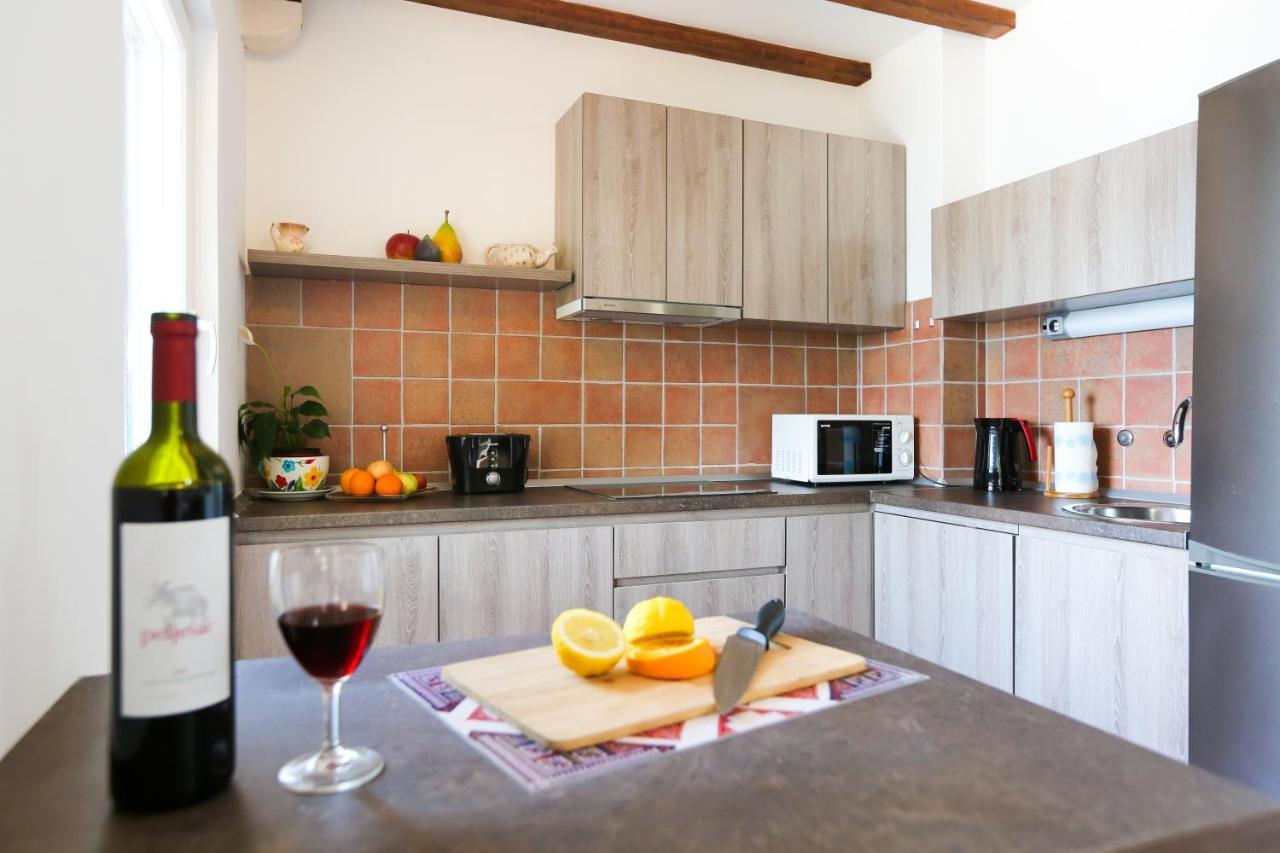 Spacious Lucia Apartment *