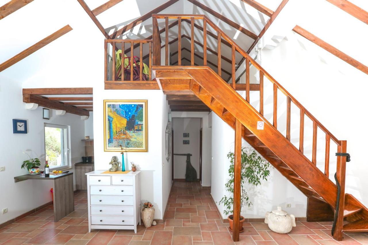 Spacious Lucia